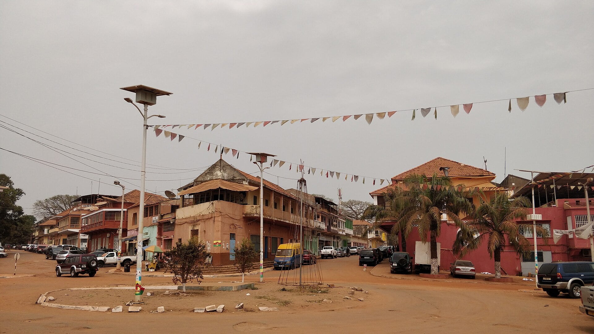Guinea-Bissau Groups Defend Dakar Meeting